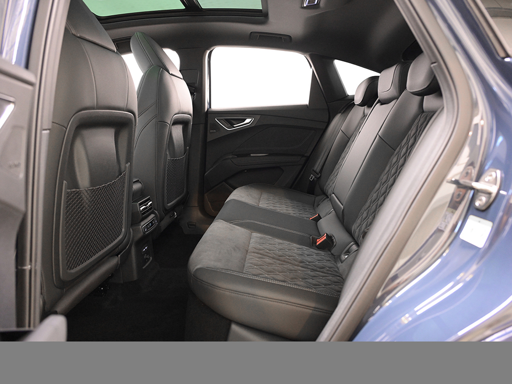 Audi Q4 Sportback e-tron quattro AHK PANO TECH PRO