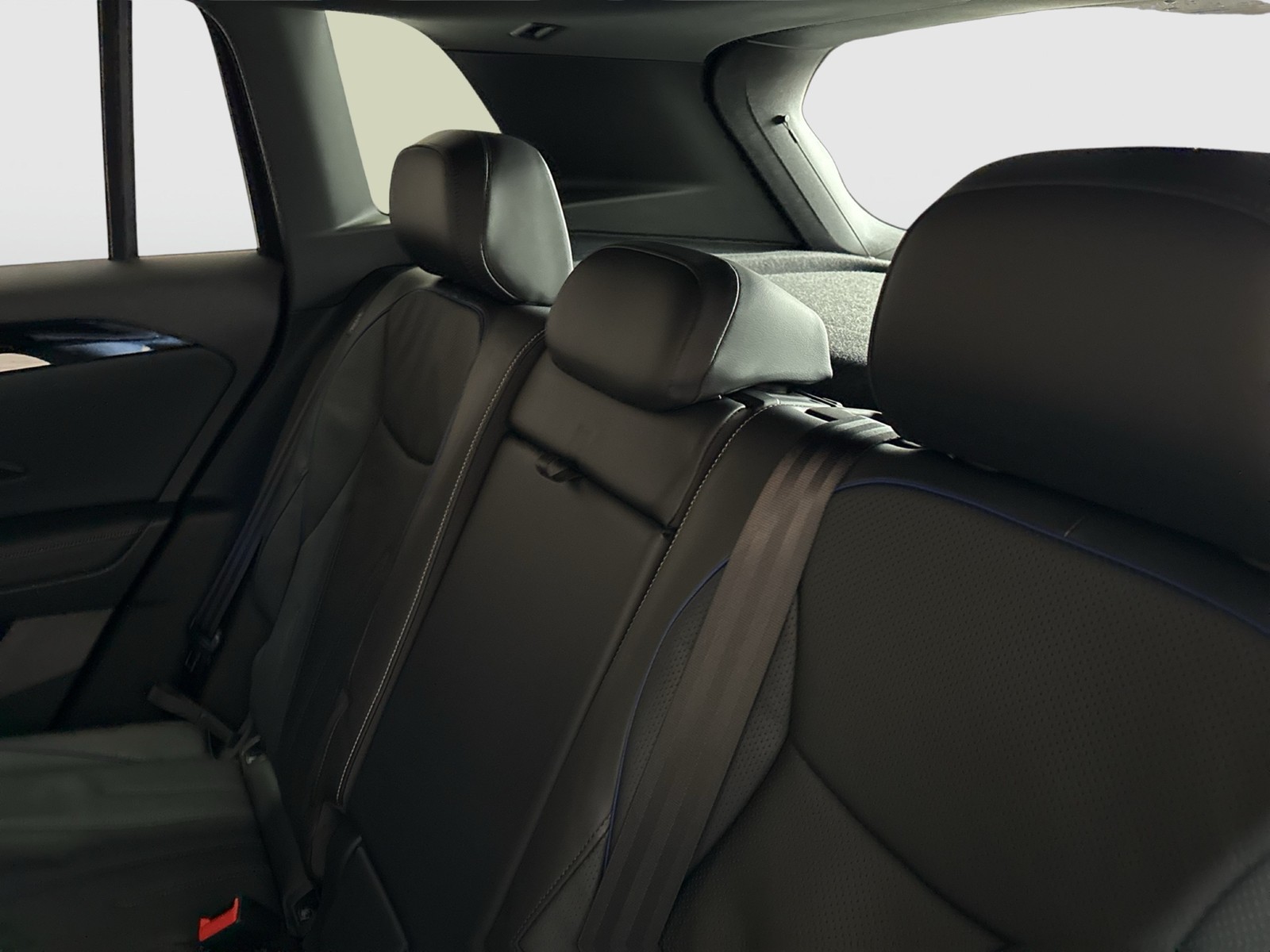 Volkswagen Tiguan 1.5 HYBRID R-LINE LEDER AHK 360CAM LM20