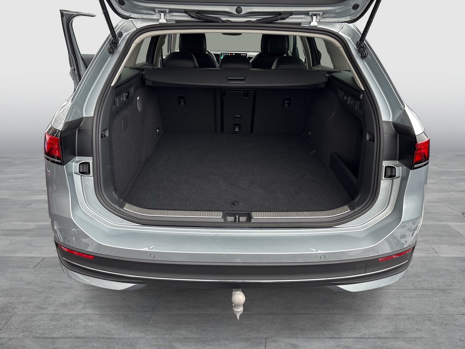 Volkswagen Passat Variant 1.5 HYBRID BUSINESS NEUES MODELL AHK