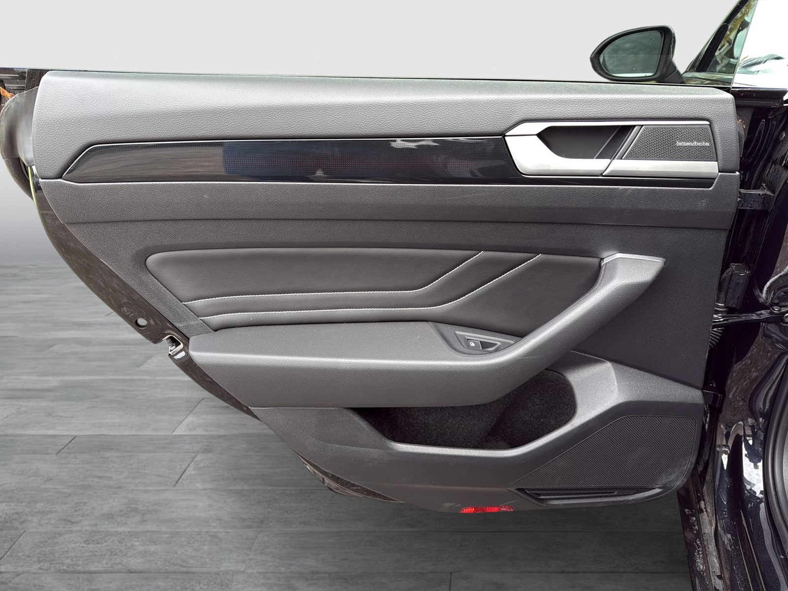 Volkswagen Arteon Shooting Brake 2.0 R-LINE PANO AHK LM20