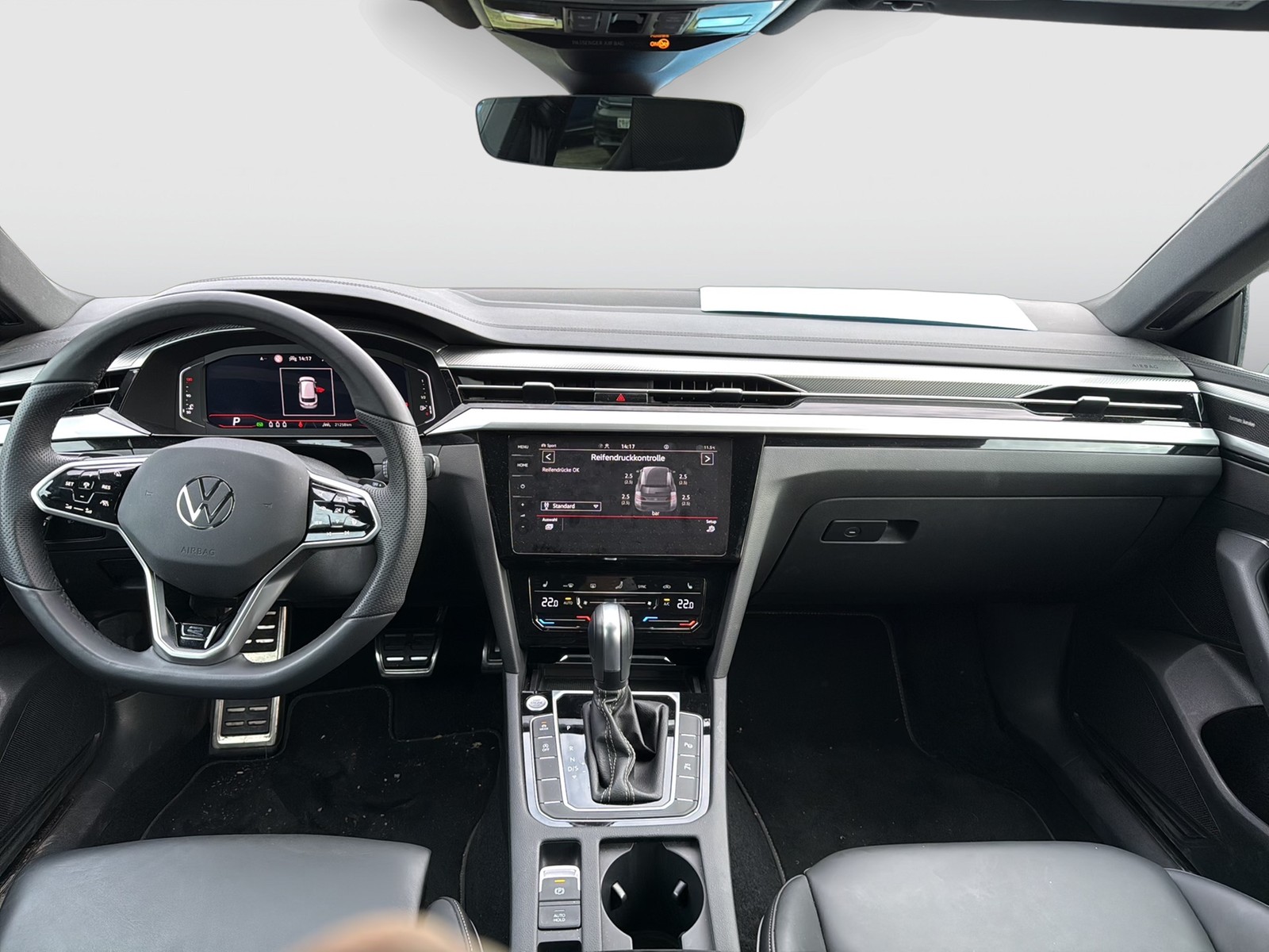 Volkswagen Arteon Shooting Brake 2.0 R-LINE PANO AHK LM20