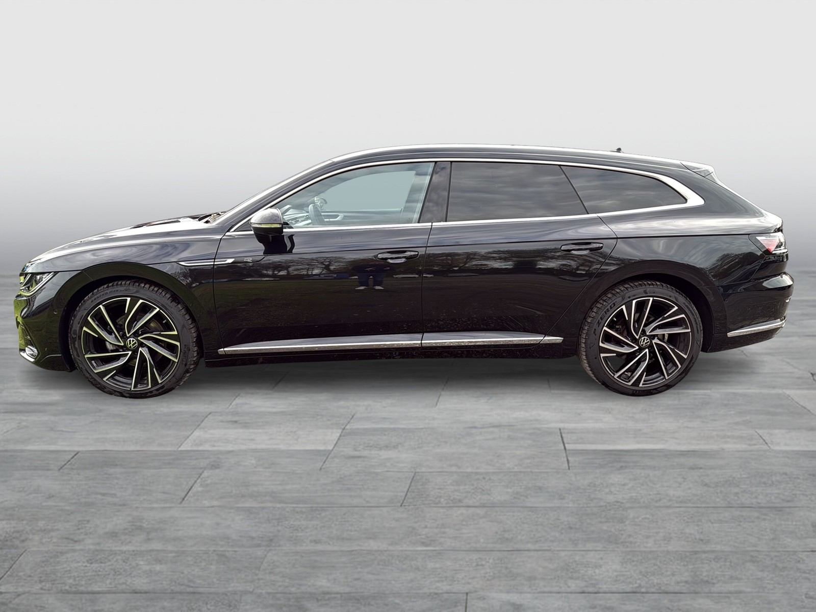 Volkswagen Arteon Shooting Brake 2.0 R-LINE PANO AHK LM20