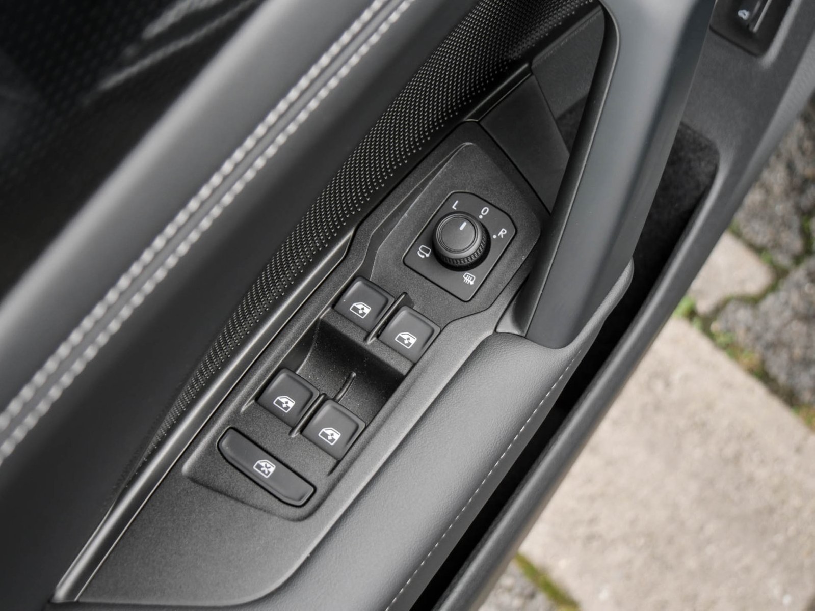 Volkswagen Tiguan 1.5 eTSI LIFE NEUESMODELL CAM ACC EKLAPPE