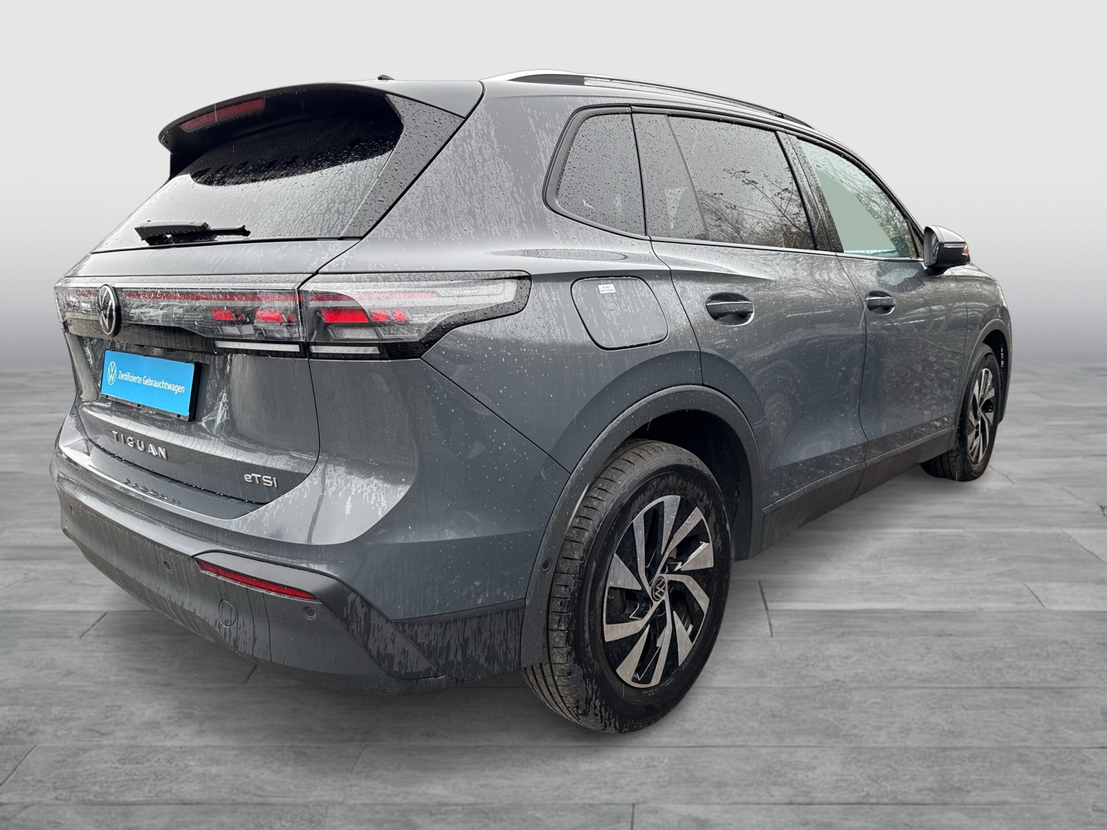 Volkswagen Tiguan 1.5 eTSI LIFE NEUESMODELL CAM ACC EKLAPPE