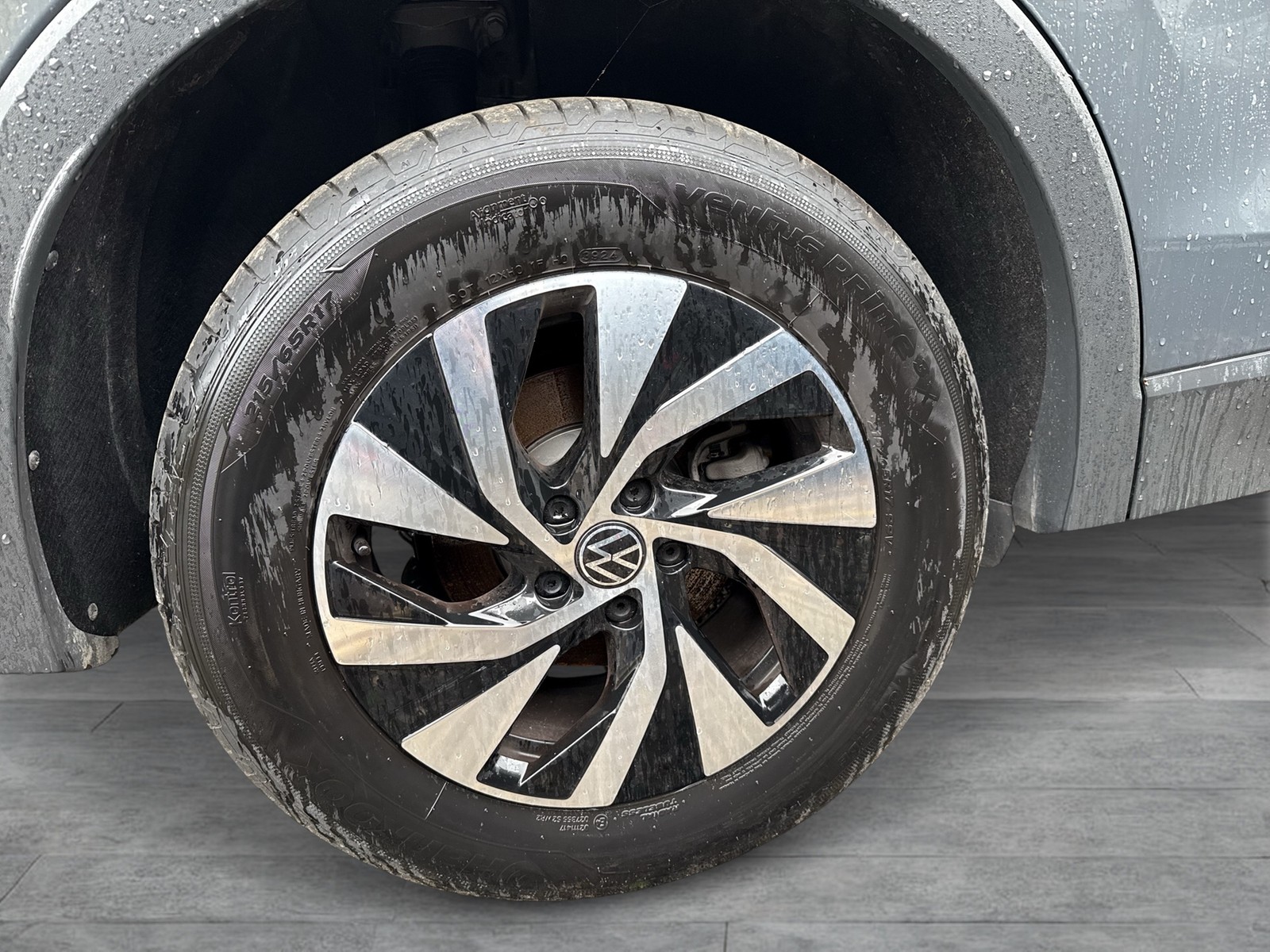 Volkswagen Tiguan 1.5 eTSI LIFE NEUESMODELL CAM ACC EKLAPPE