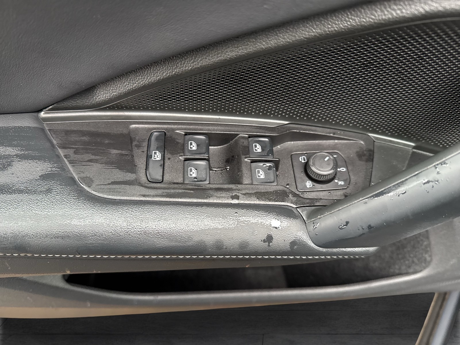 Volkswagen Tiguan 1.5 eTSI LIFE NEUESMODELL CAM ACC EKLAPPE