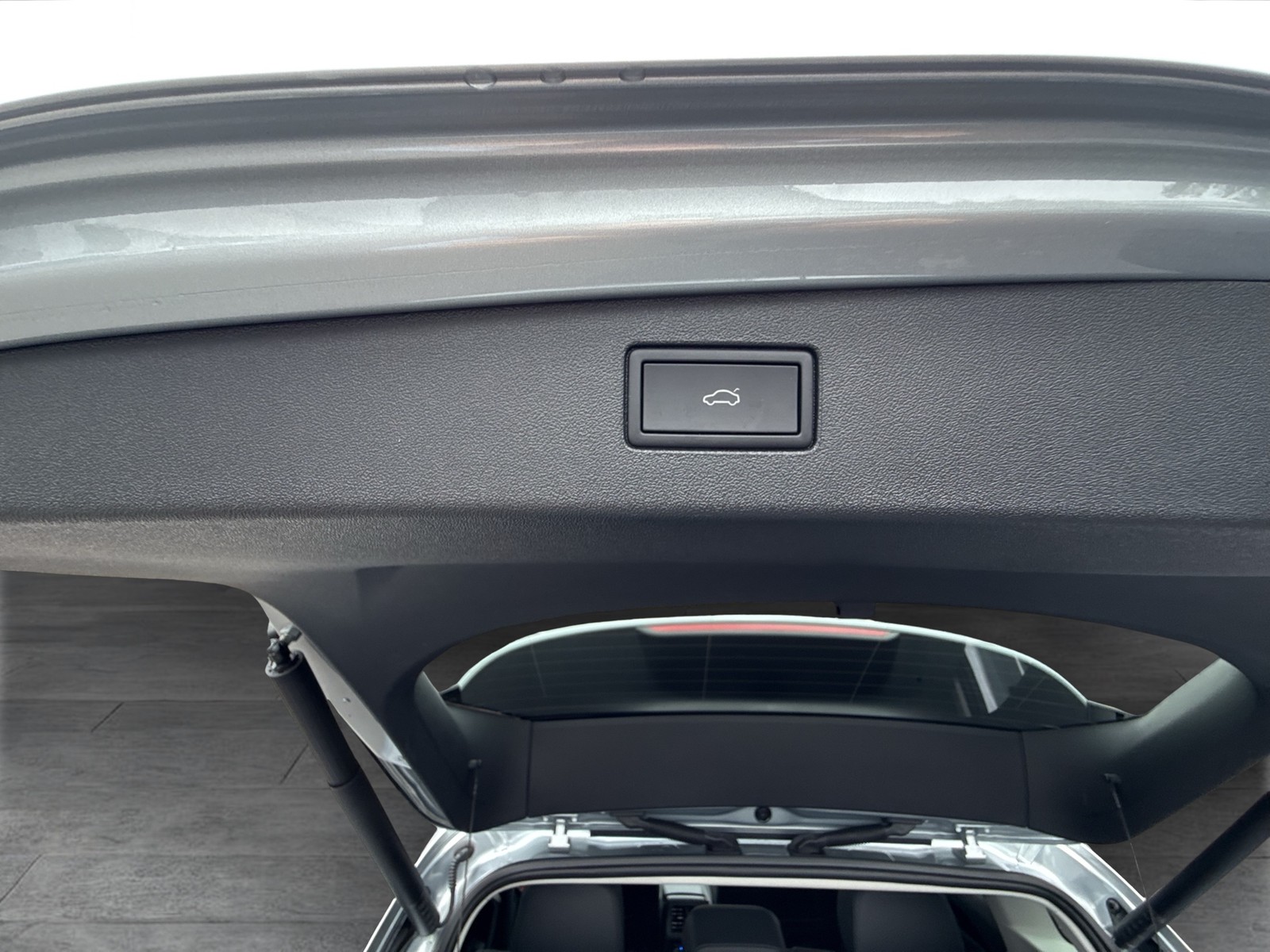 Volkswagen Tiguan 1.5 eTSI LIFE NEUESMODELL CAM ACC EKLAPPE