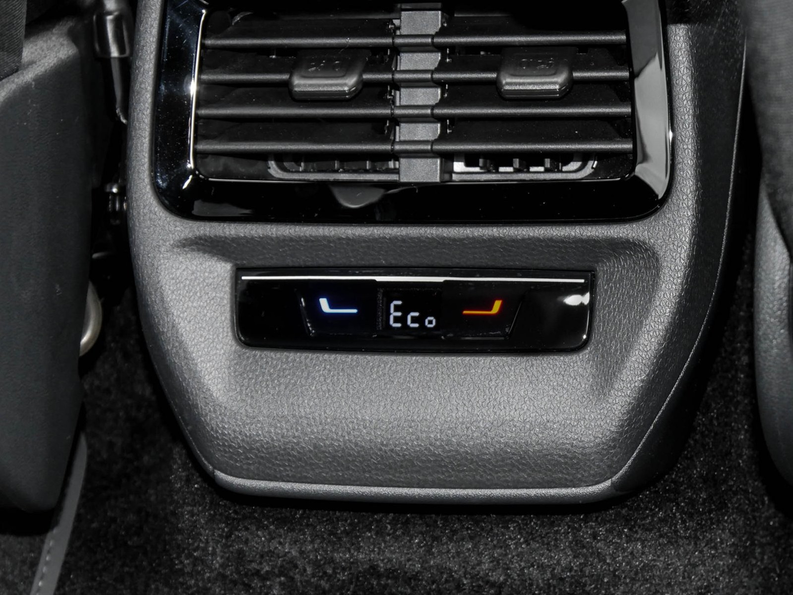 Volkswagen ID.5 GTX 4X4 WÄRMEPUMPE ACC LM21 NAVI SITZHEIZ.