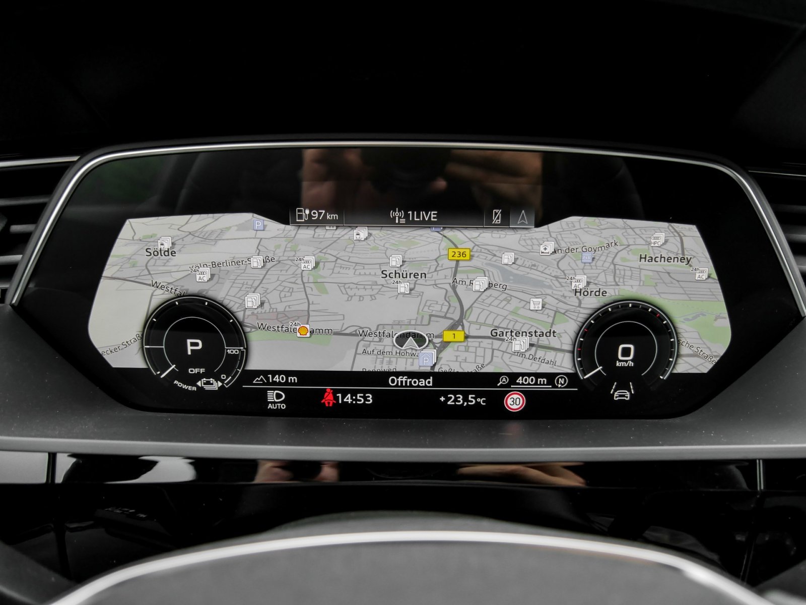 Audi Q8 e-tron 50 quattro advanced AHK CAM B&O LM20