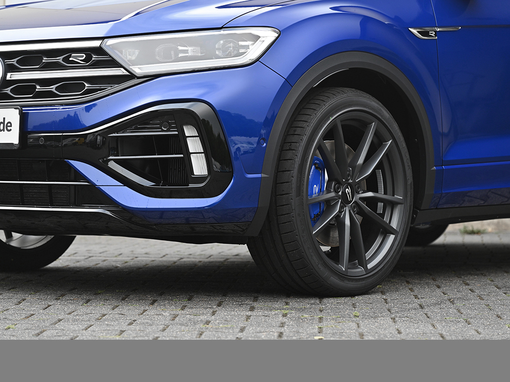 Volkswagen T-Roc R 4X4 AKRAPOVIC PANO BLACKSTYLE eKLAPPE