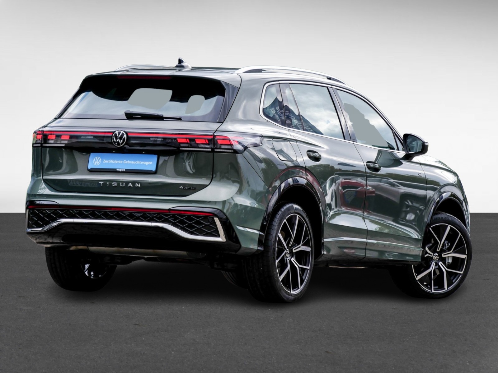 Volkswagen Tiguan 2.0 R-LINE 4X4 NEUESMODELL AHK 360CAM 20Z