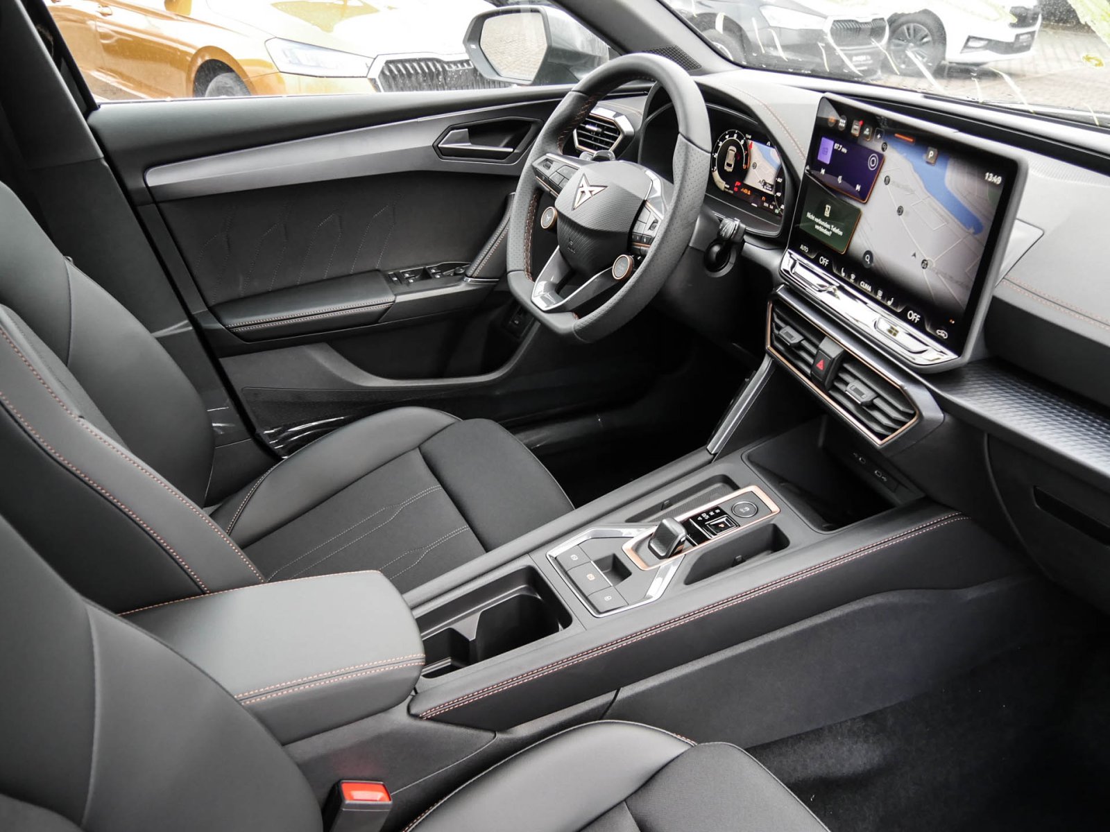 Cupra Leon ST 1.5 DSG PANO AHK-VORB. ACC LM18 EKLAPPE