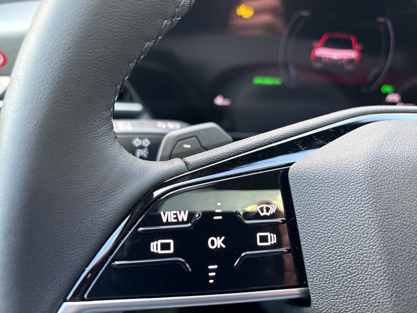 Audi Q6 e-tron quattro S LINE BLACKPAK PANO B&O AHK