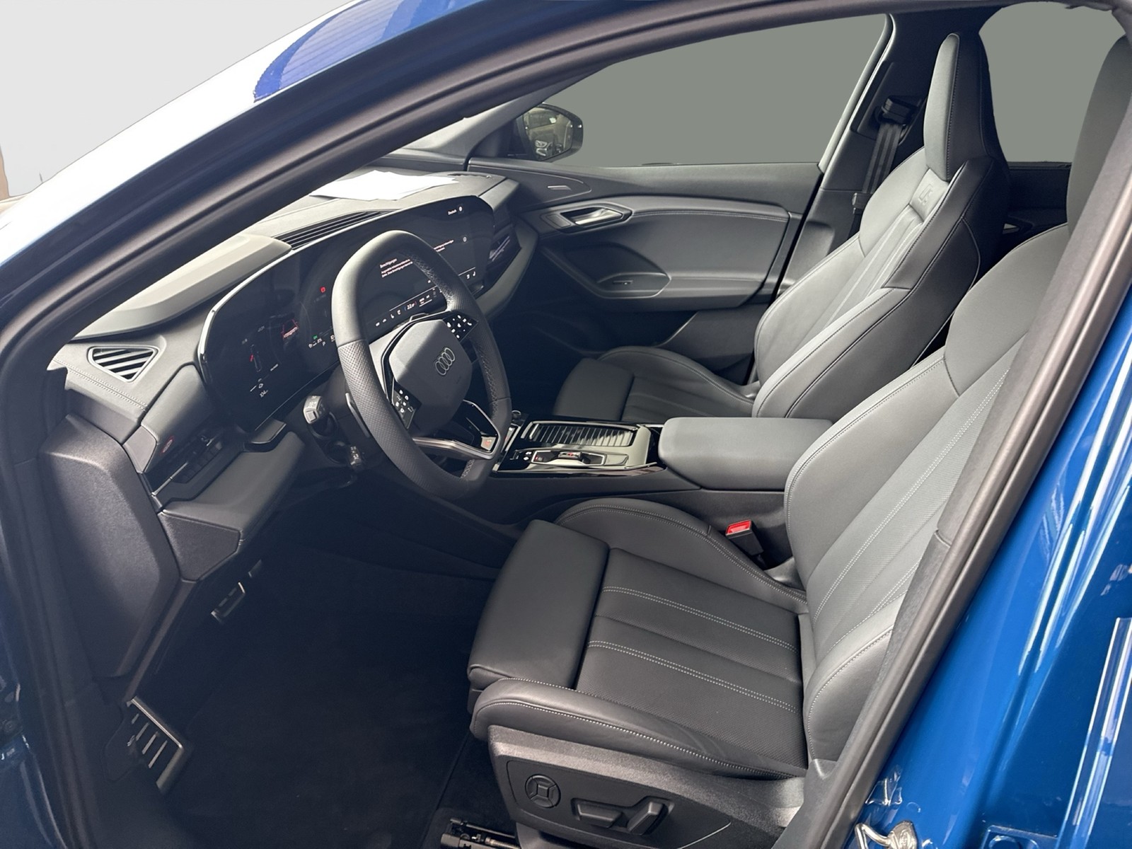 Audi Q6 e-tron quattro S LINE B&O AHK 360CAM ACC LM21