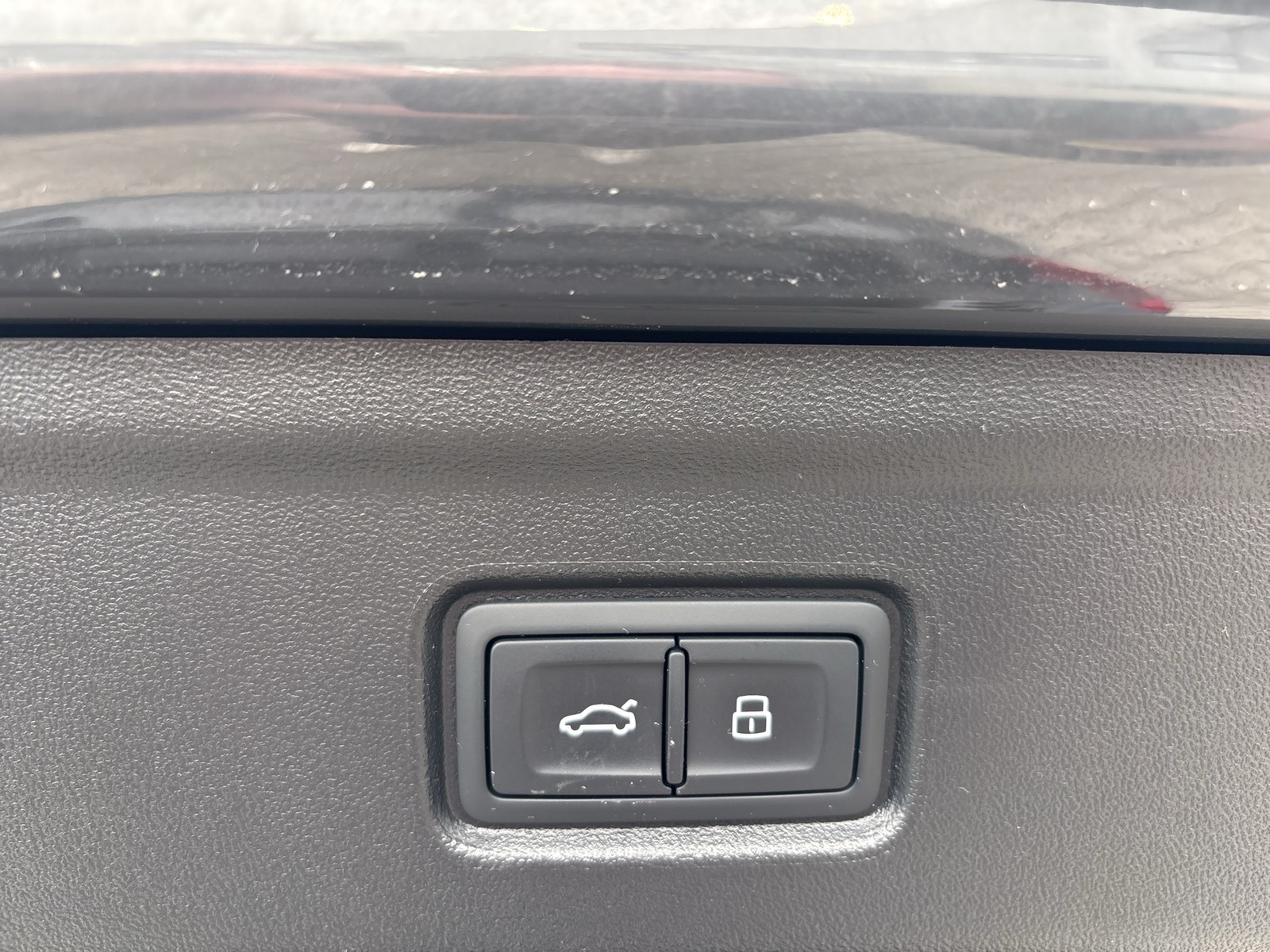 Audi A6 e-tron Sportback quattro S LINE PANO B&O LM21