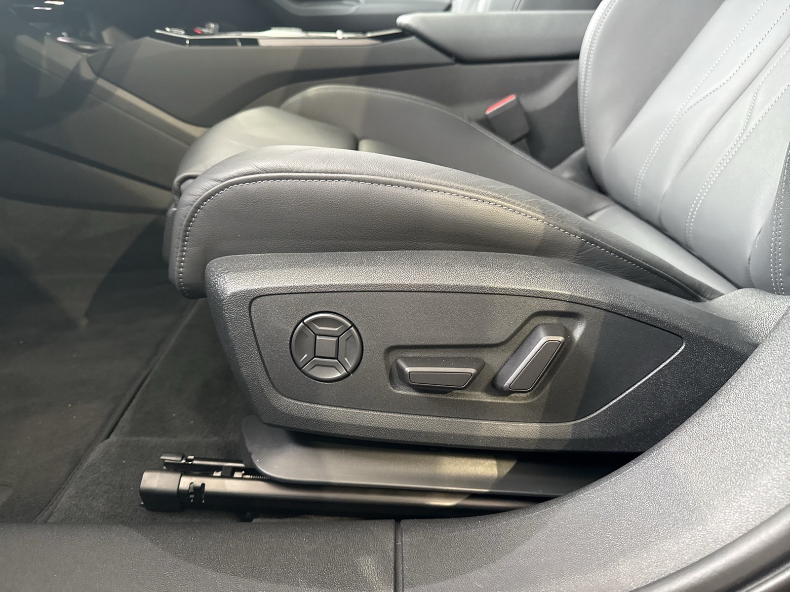 Audi A6 e-tron Avant quattro S LINE B&O AHK 360°CAM