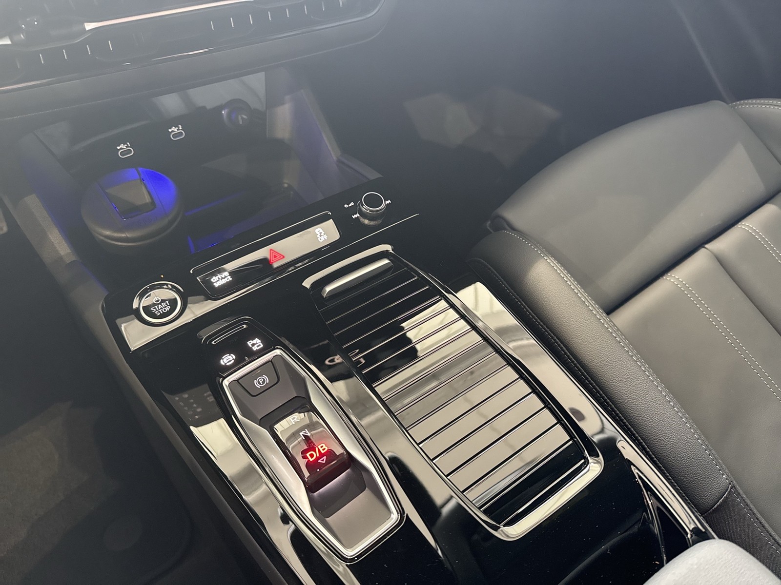 Audi A6 e-tron Avant quattro S LINE B&O AHK 360°CAM