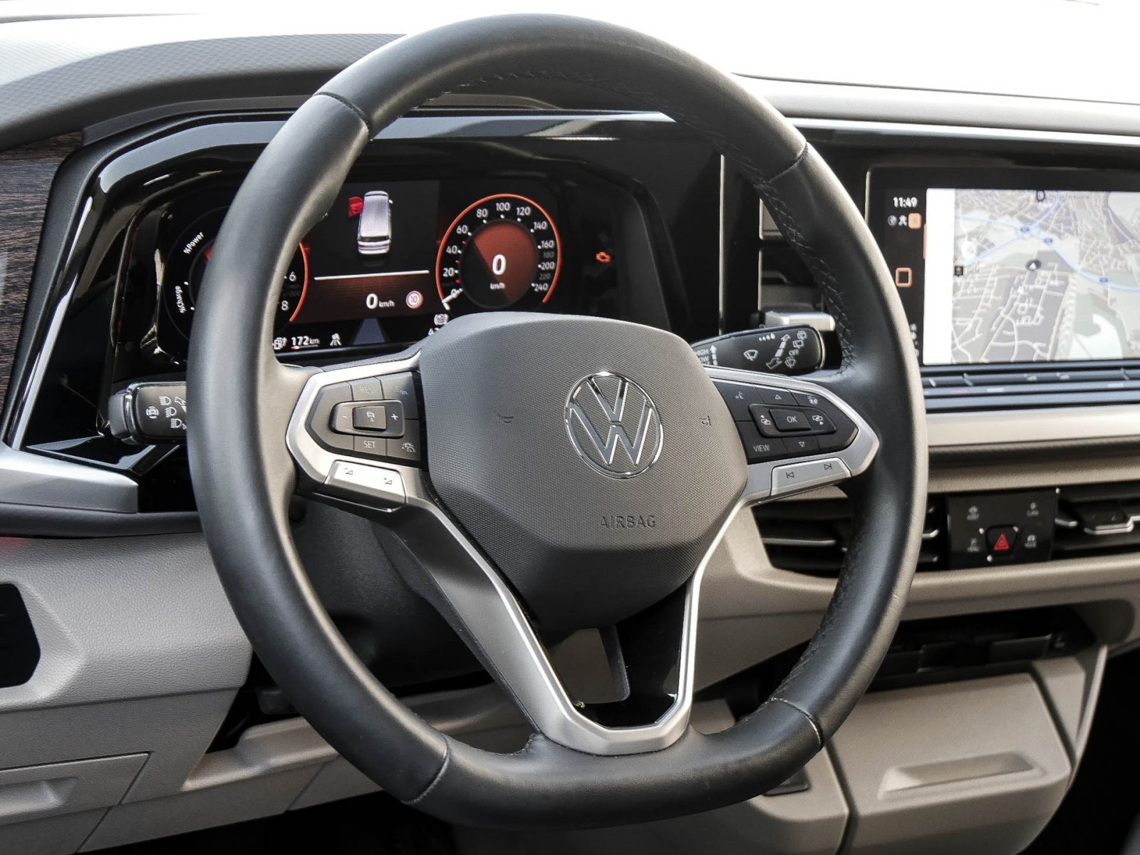 Volkswagen T7 Multivan HYBRID STYLE PANO STANDHZ. CAM LM18