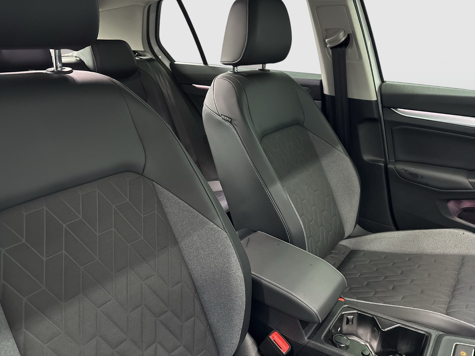 Volkswagen Golf VIII 1.5 GOAL FACELIFT AHK ACC NAVI CARPLAY