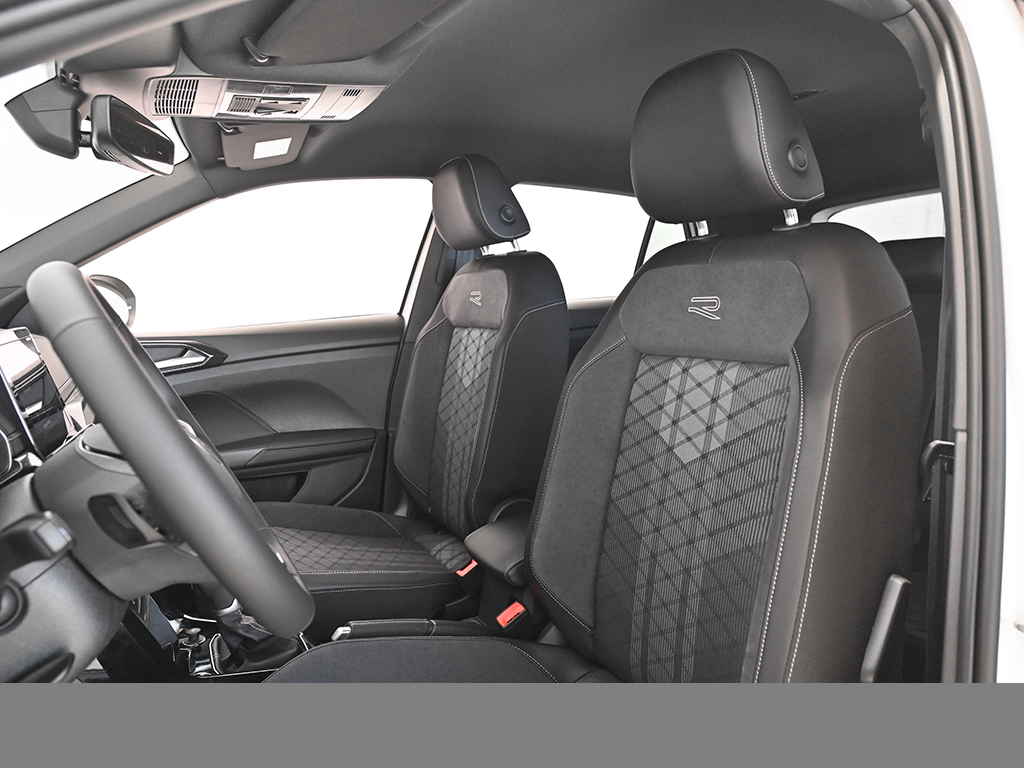 Volkswagen T-Cross 1.0 R-LINE DSG AHK KEYLESS NAVI CAM