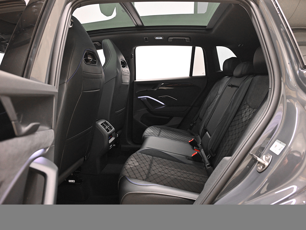 Volkswagen Tiguan 2.0 R-LINE 4MOTION DSG PANO BLACKSTYLE