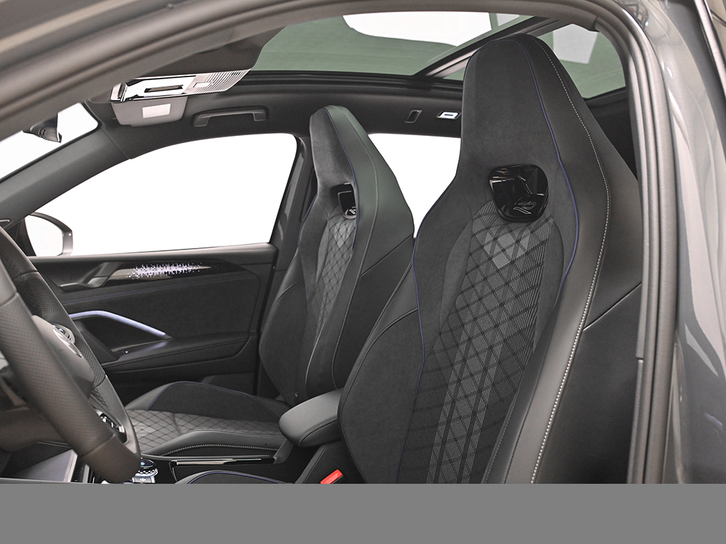 Volkswagen Tiguan 2.0 R-LINE 4MOTION DSG PANO BLACKSTYLE