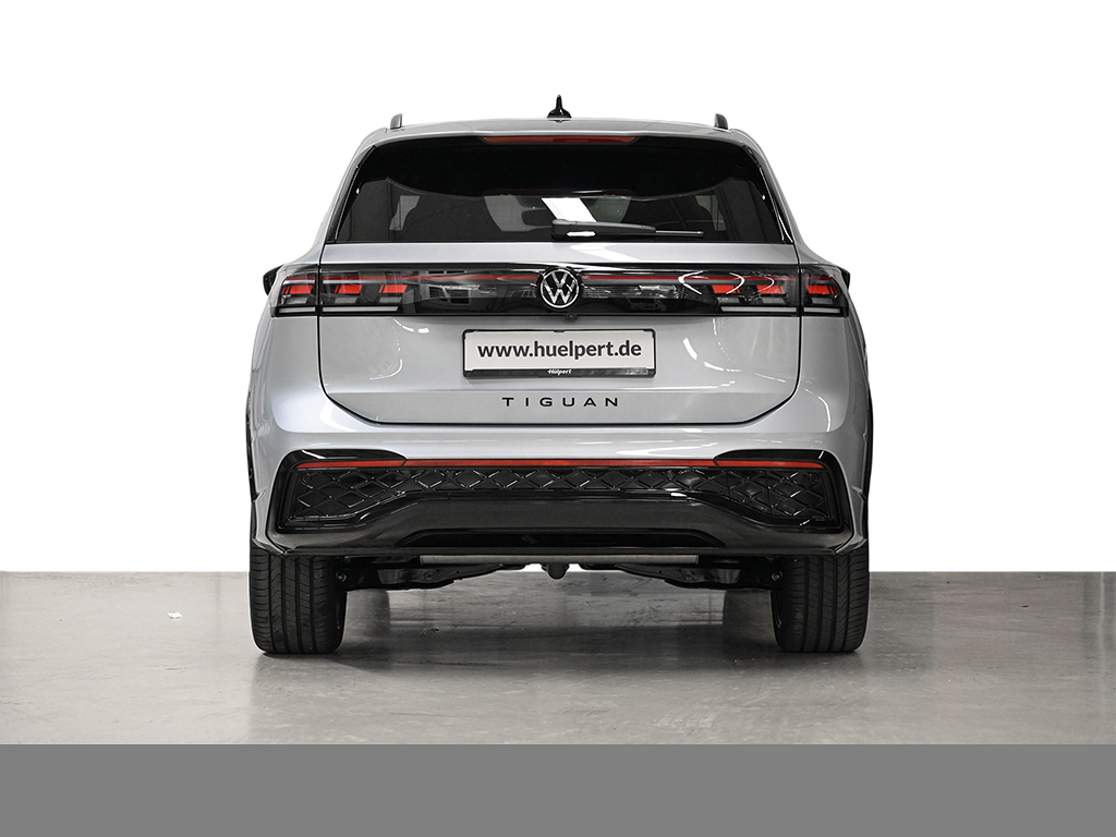 Volkswagen Tiguan eHYBRID R-LINE DSG BLACKSTYLE PANO AHK