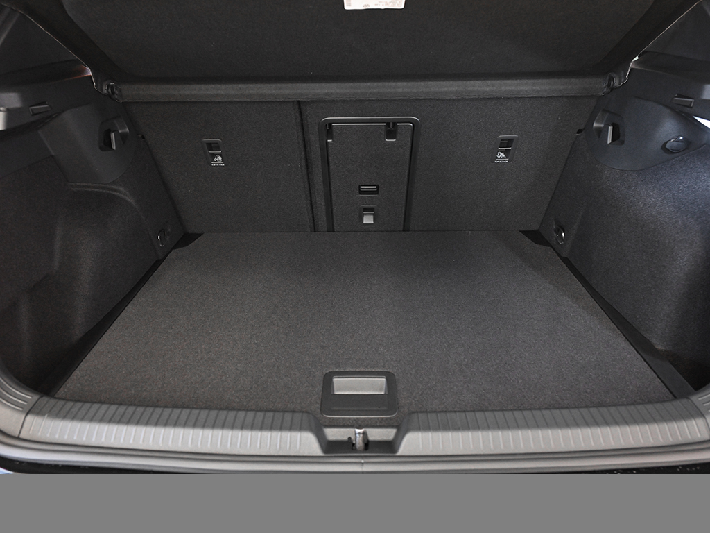 Volkswagen Golf GTI HARMANKARDON PANO BLACKSTYLE