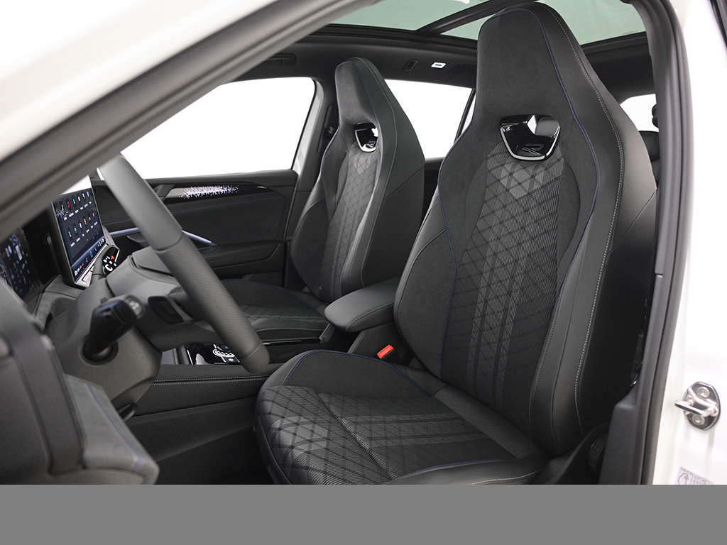 Volkswagen Tiguan 2.0 R-LINE 4MOTION DSG STANDHZG AHK PANO