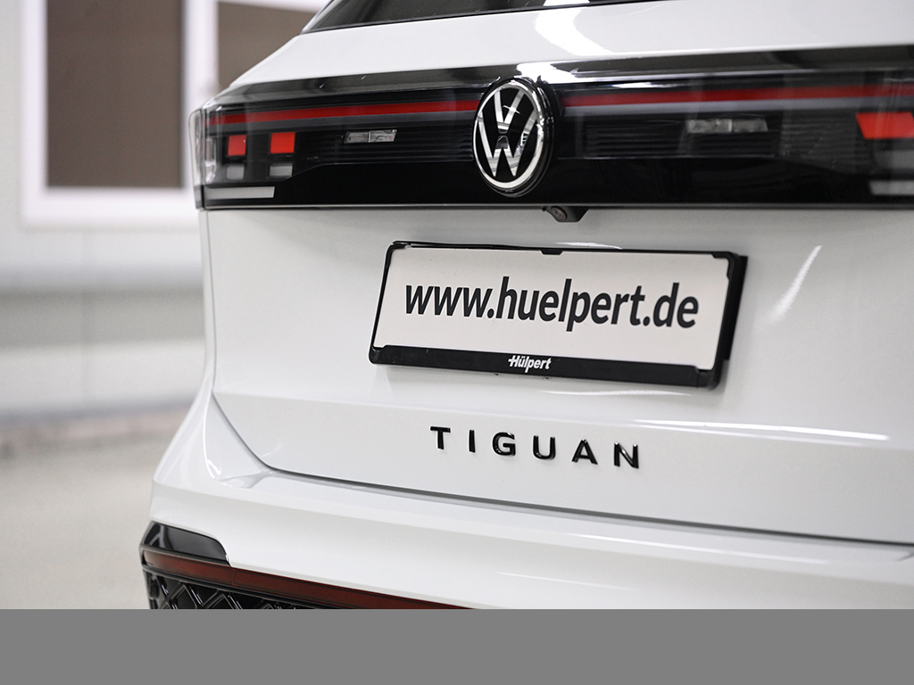 Volkswagen Tiguan 2.0 R-LINE 4MOTION DSG STANDHZG AHK PANO