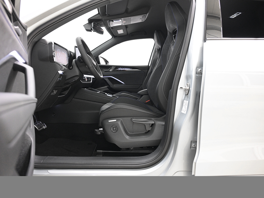 Volkswagen Tiguan 2.0 R-LINE DSG BLACKSTYLE AHK LM20