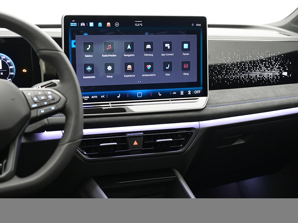 Volkswagen Tiguan 2.0 R-LINE DSG BLACKSTYLE AHK LM20