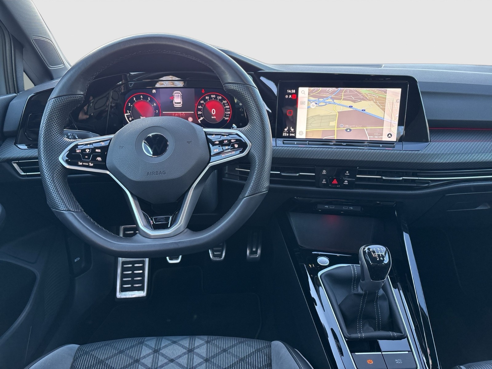 Volkswagen Golf Variant VIII 1.5 R-LINE ACC NAVI CARPLAY