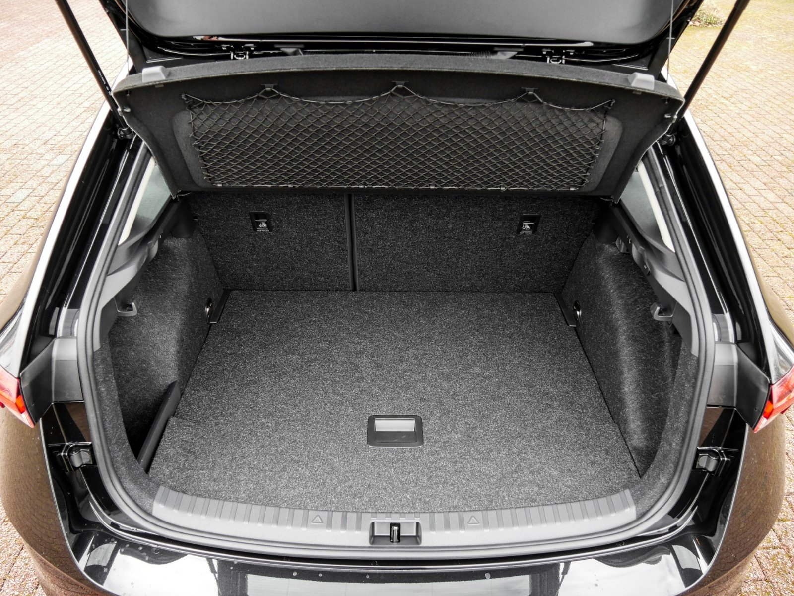 Skoda Scala 1.0 TOUR ACC PDC RFK SHZ