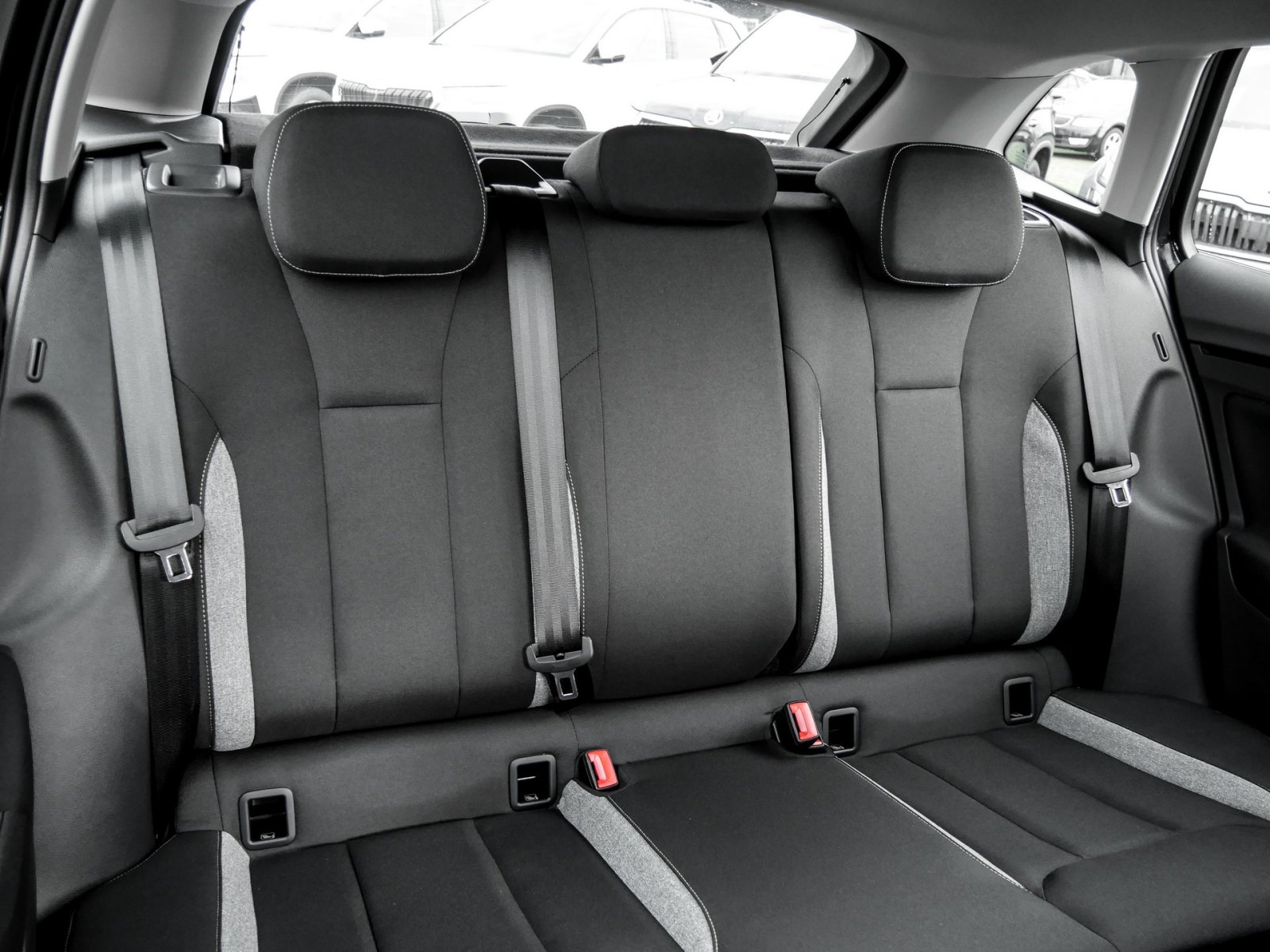 Skoda Scala 1.0 TOUR ACC PDC RFK SHZ