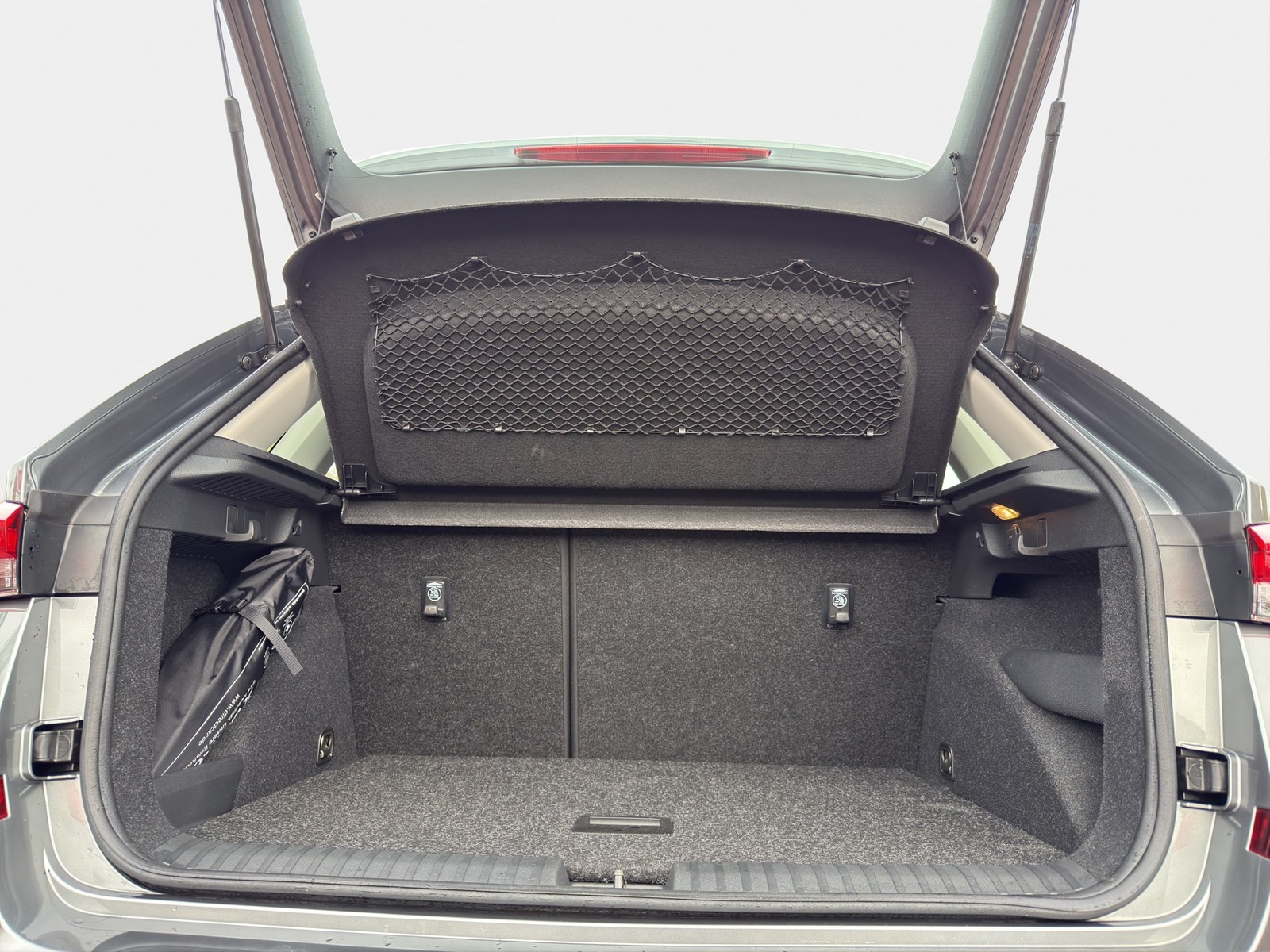 Skoda Kamiq 1.5 SELECTION CAM ACC NAVI ALU SITZHEIZUNG