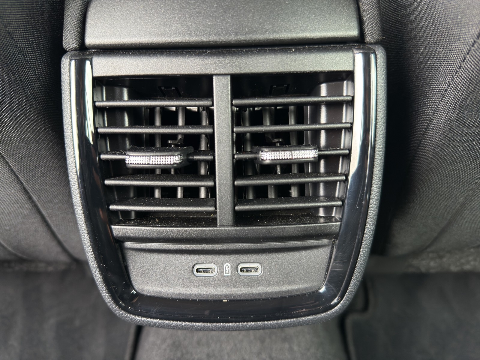 Skoda Kamiq 1.5 SELECTION CAM ACC NAVI ALU SITZHEIZUNG