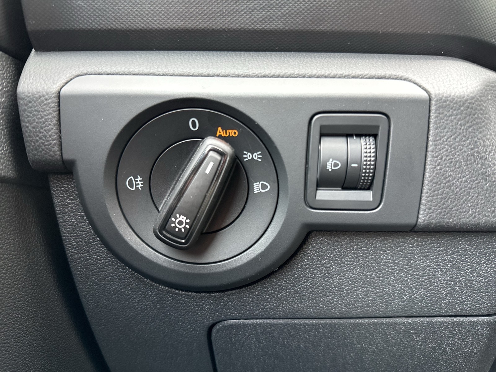 Volkswagen T-Cross 1.0 CARPLAY SITZHEIZUNG LED EINPARKHILFE