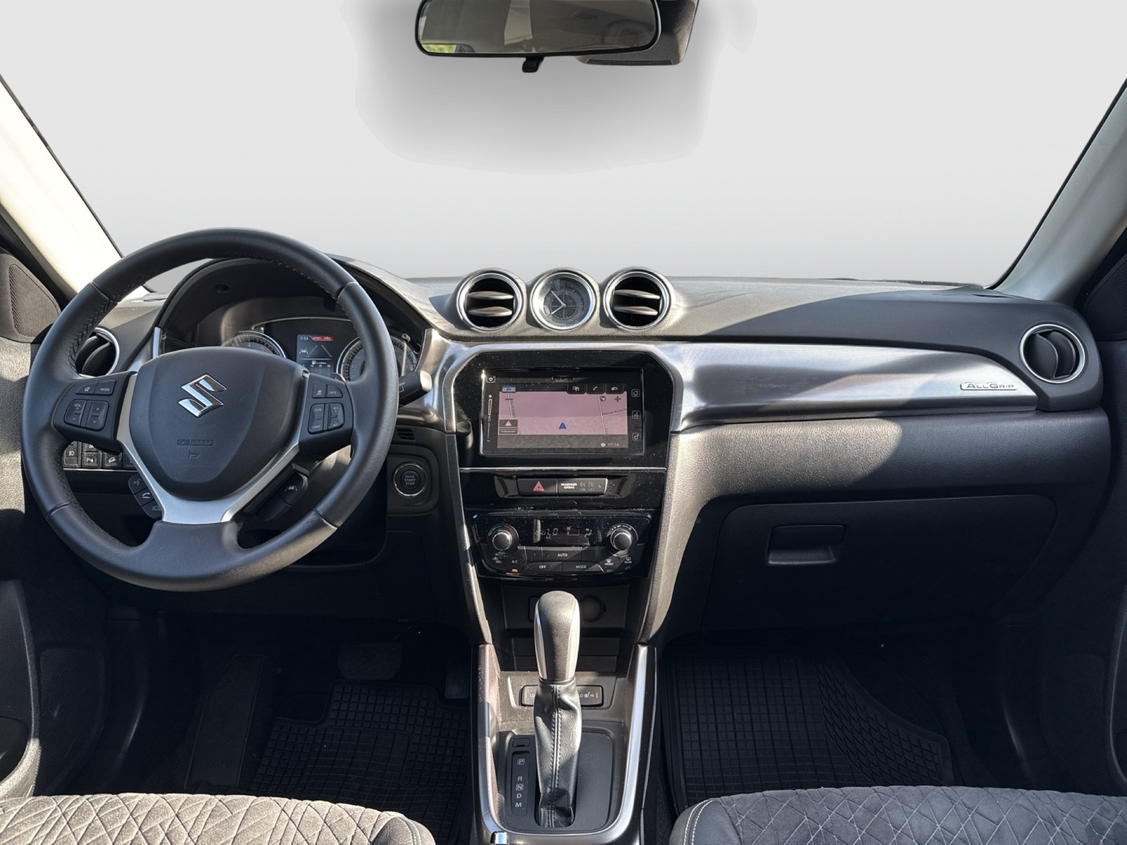 Suzuki Vitara 1.4 COMFORT+ 4X4 KAMERA NAVI SITZHEIZ. ALU