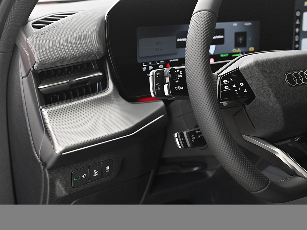 Audi Q3 SUV e-hybrid s tronic AHK TECH PLUS LED LM20