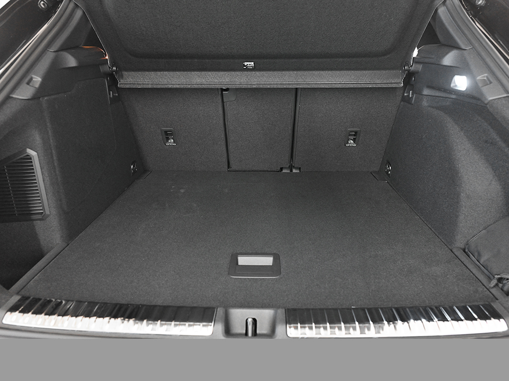 Audi Q3 SUV e-hybrid s tronic AHK TECH PLUS LED LM20
