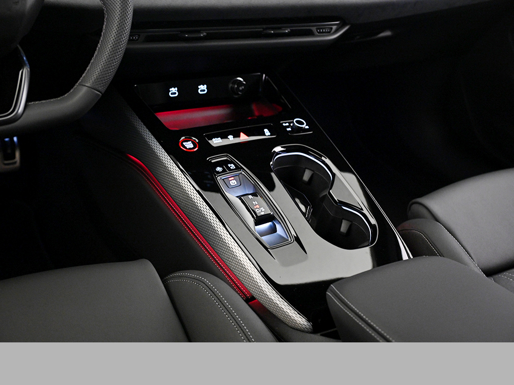 Audi A5 Avant e-hybrid quattro S Line AHK+B&O+Akustikverglasung+Sonnenschutzrollo