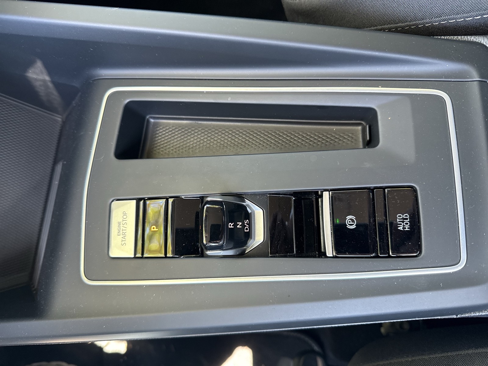 Volkswagen Golf VIII 2.0 LIFE FACELIFT ACC LM18 CARPLAY