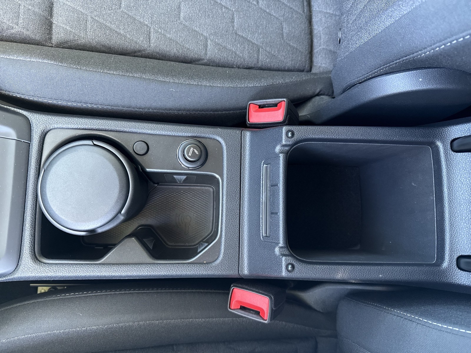 Volkswagen Golf VIII 2.0 LIFE FACELIFT ACC LM18 CARPLAY