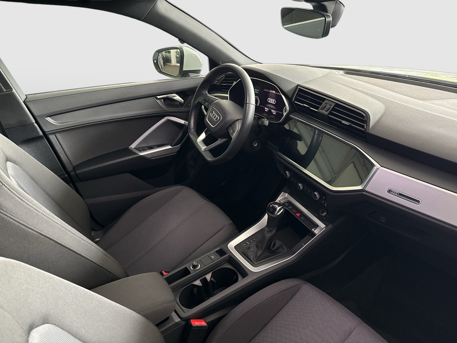 Audi Q3 Sportback 45 HYBRID BLACKPAK KAMERA eKLAPPE NAVI+