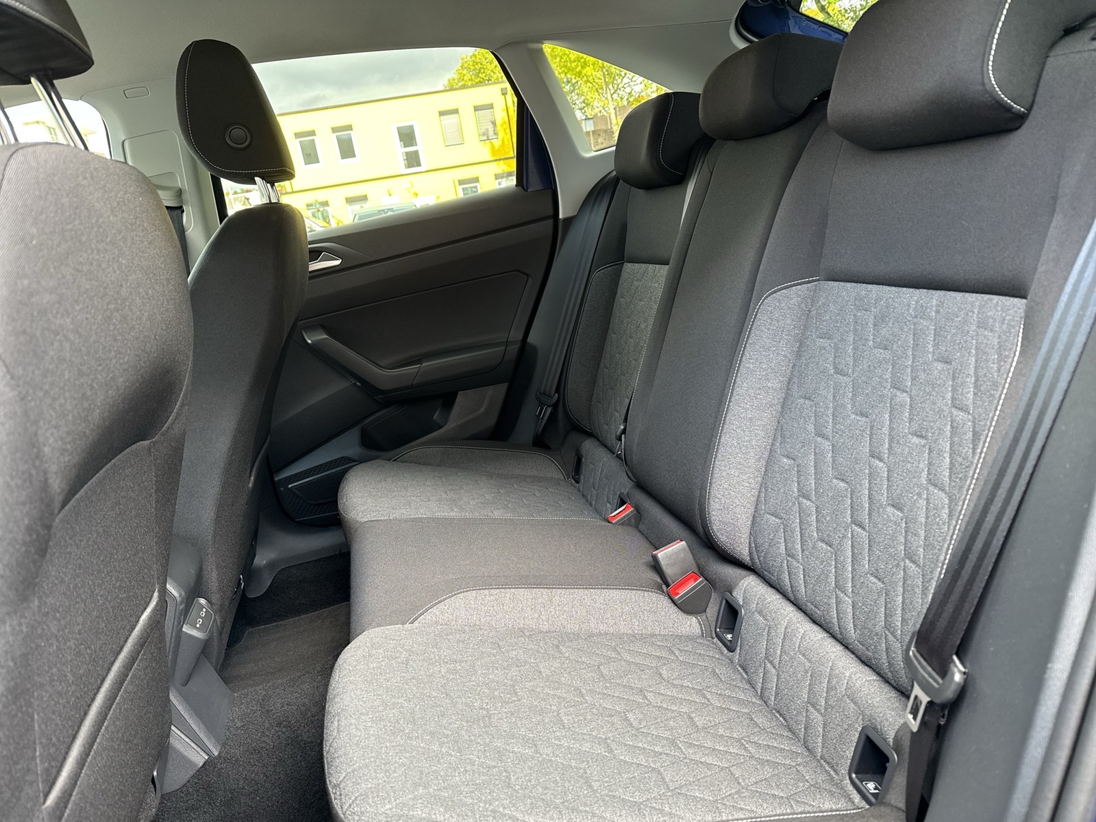 Volkswagen Taigo 1.5 MOVE LM17 CARPLAY SITZHEIZUNG LED DAB+