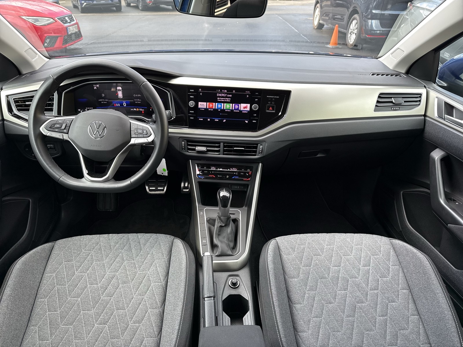 Volkswagen Taigo 1.5 MOVE LM17 CARPLAY SITZHEIZUNG LED DAB+