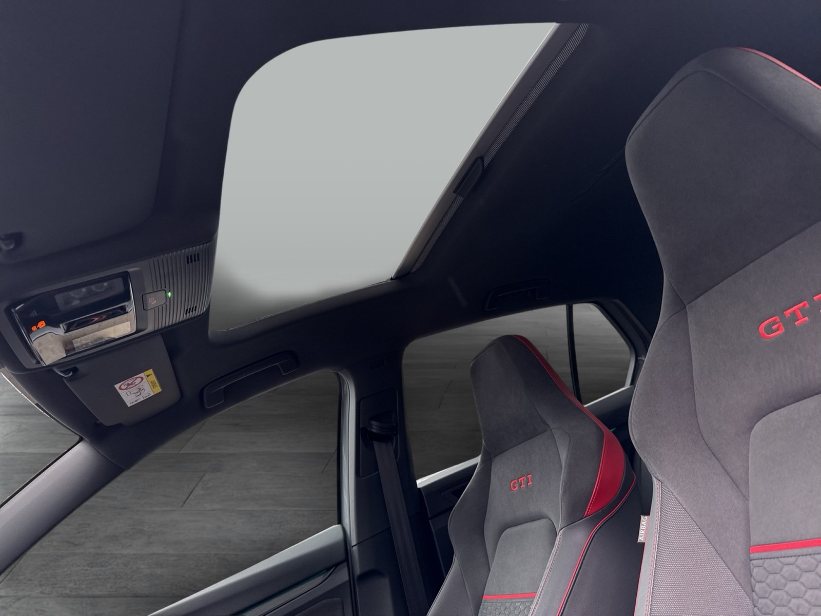 Volkswagen Golf 2.0 GTI CLUBSPORT PANO KAMERA AKRA ALU19