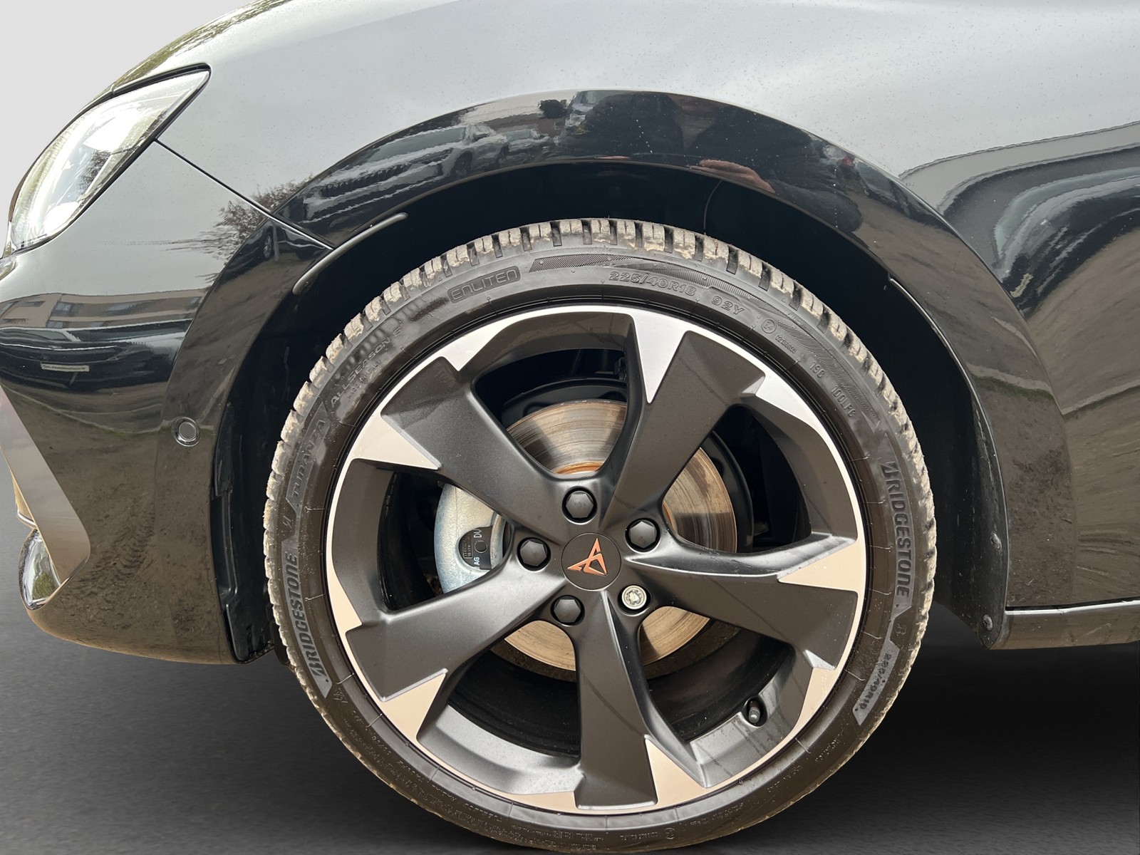 Cupra Leon 2.0 FACELIFT CAM ACC LM18 NAVI CARPLAY