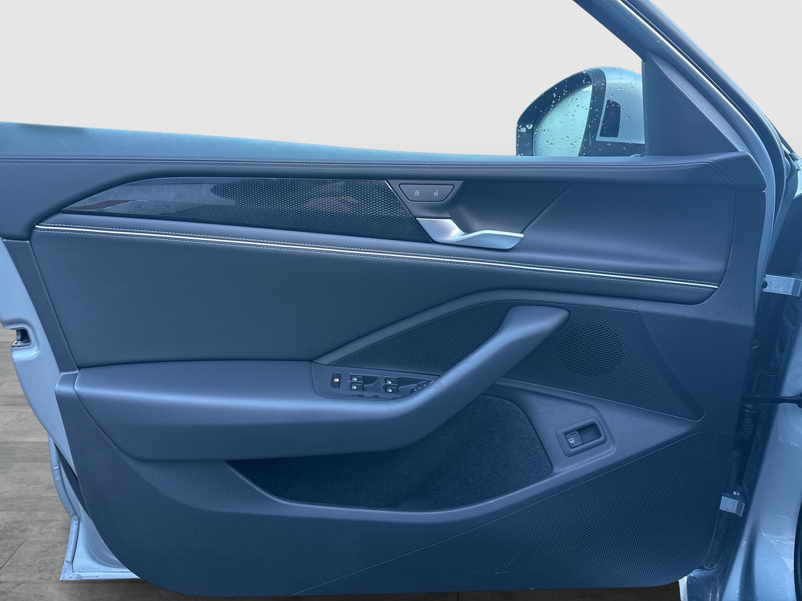 Volkswagen Passat Variant 1.5 HYBRID BUSINESS NEUES MODELL